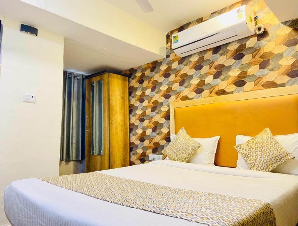 Hotel Alexa By Abc Ahmedabad Exterior photo