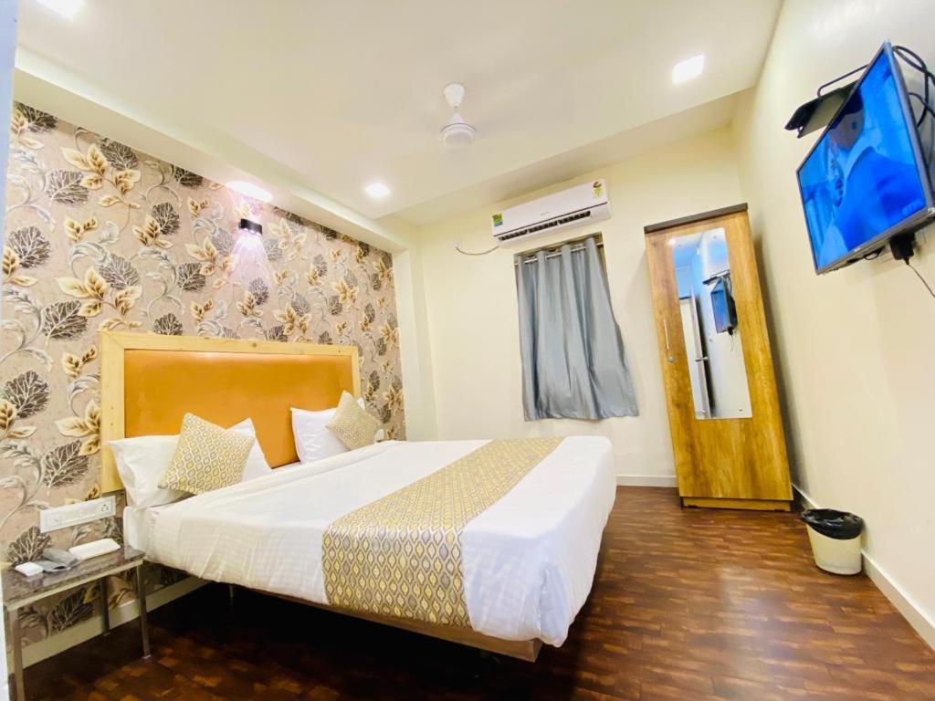 Hotel Alexa By Abc Ahmedabad Exterior photo