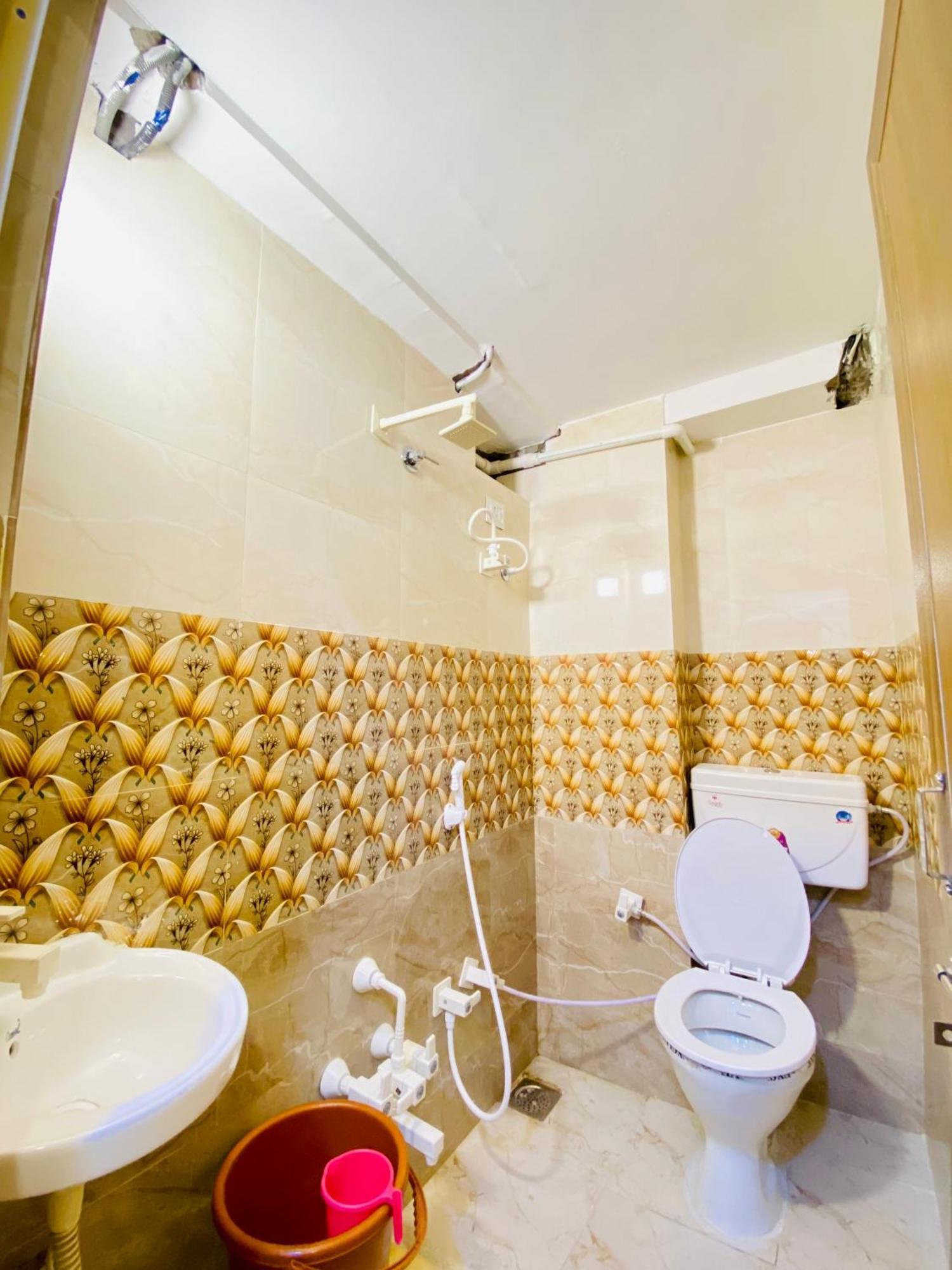Hotel Alexa By Abc Ahmedabad Exterior photo